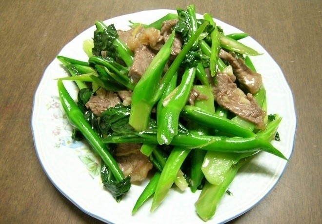 thịt bò xào rau cải