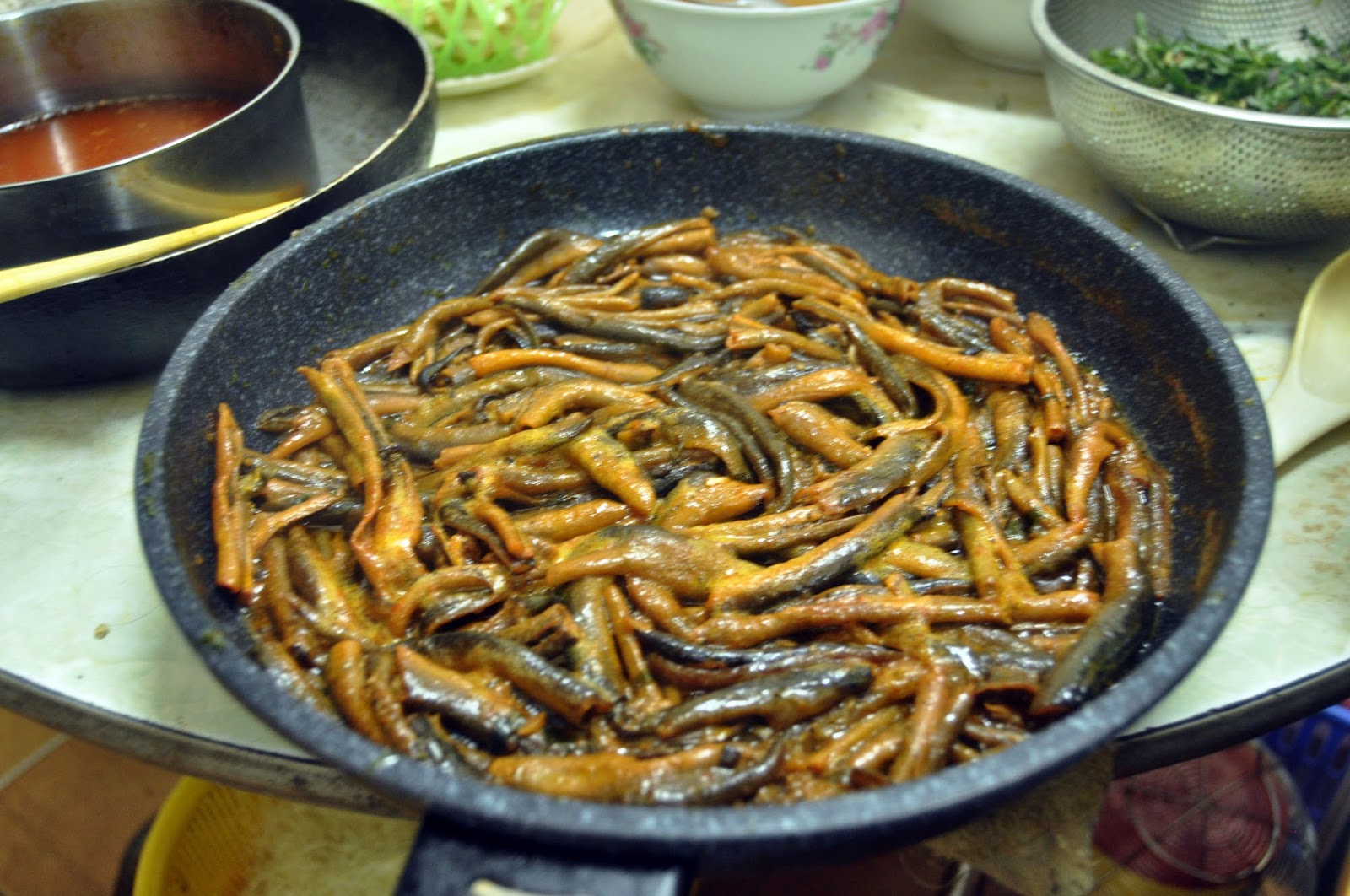 xào thịt lươn nấu cháo