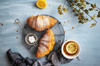 Cách Làm Bánh Sừng Bò Ngàn Lớp Croissant Chuẩn Vị Pháp