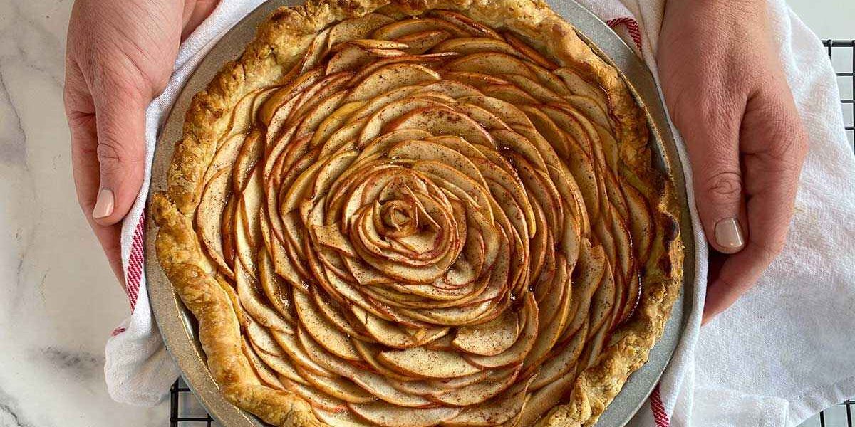 cách làm bánh táo hoa hồng