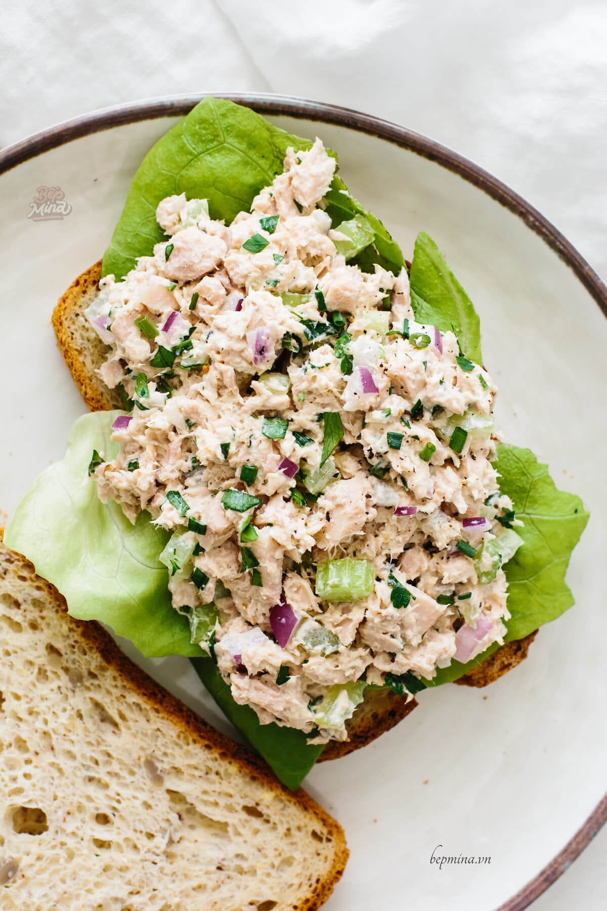 salad cá ngừ sốt mayonnaise