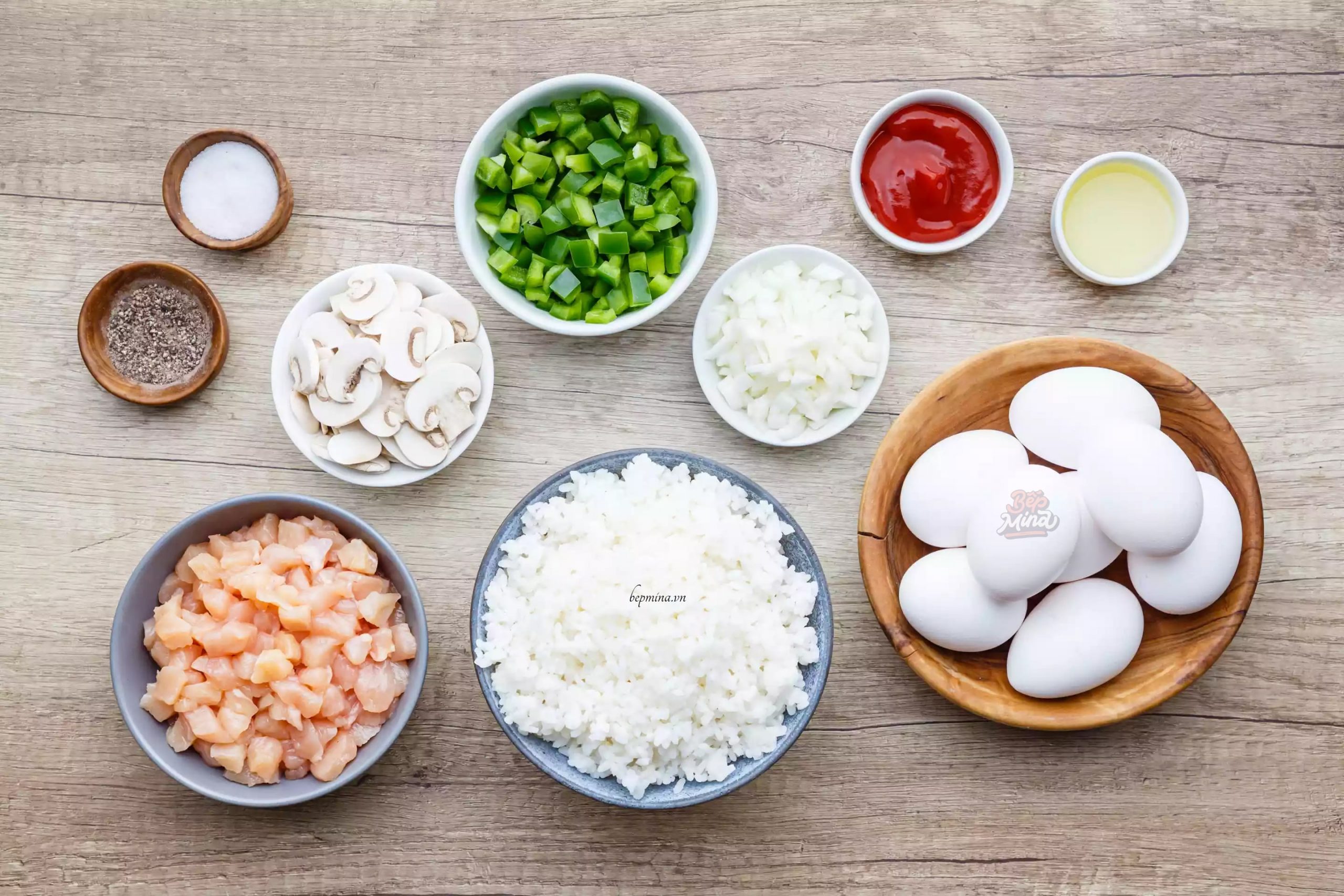 Nguyên liệu cho món cơm rang trứng kiểu Nhật