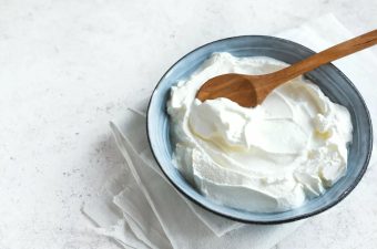 Cách Làm Sữa Chua Hy Lạp Dẻo Mịn Siêu Đơn Giản