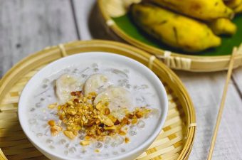 Cách Nấu Chè Chuối Chưng Cốt Dừa Thơm Béo Ăn Là Mê