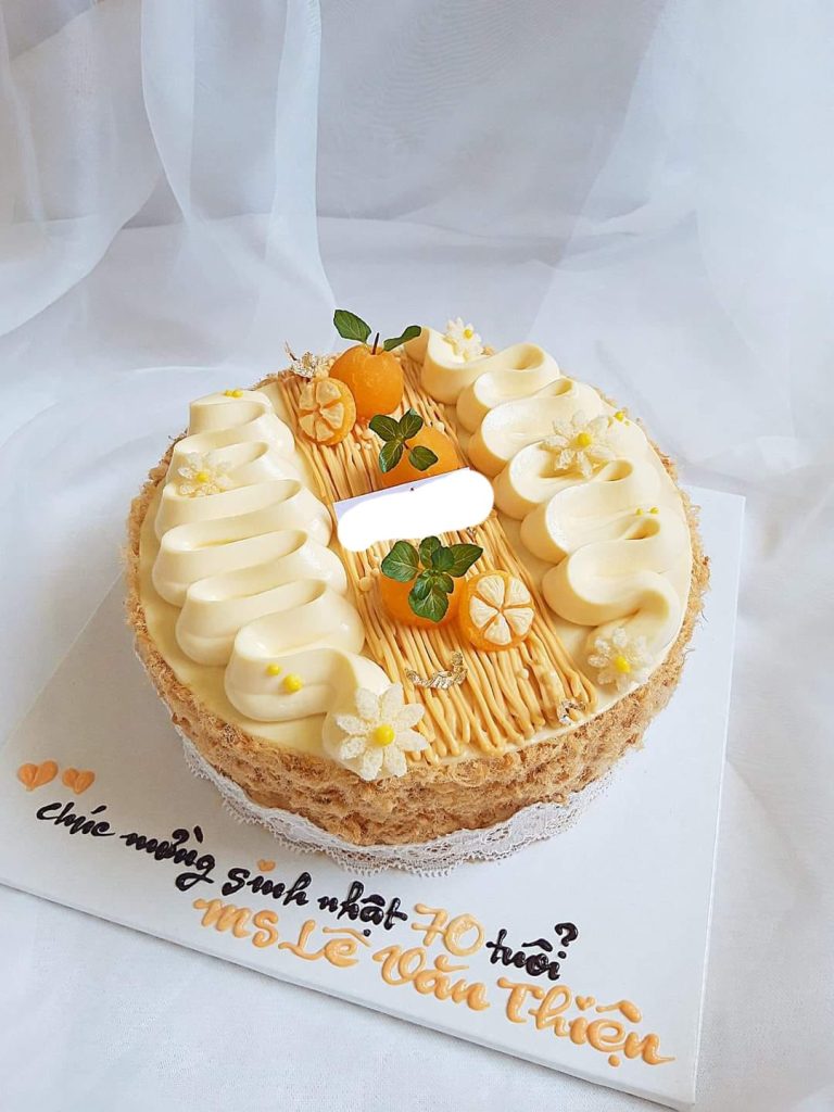 30+ Mẫu Bánh Sinh Nhật Bông Lan Trứng Muối Đẹp Mê Mẩn