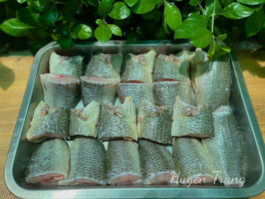 Cách Làm Cá Rô Kho Tộ Miền Tây Ngon Mềm Rục Xương